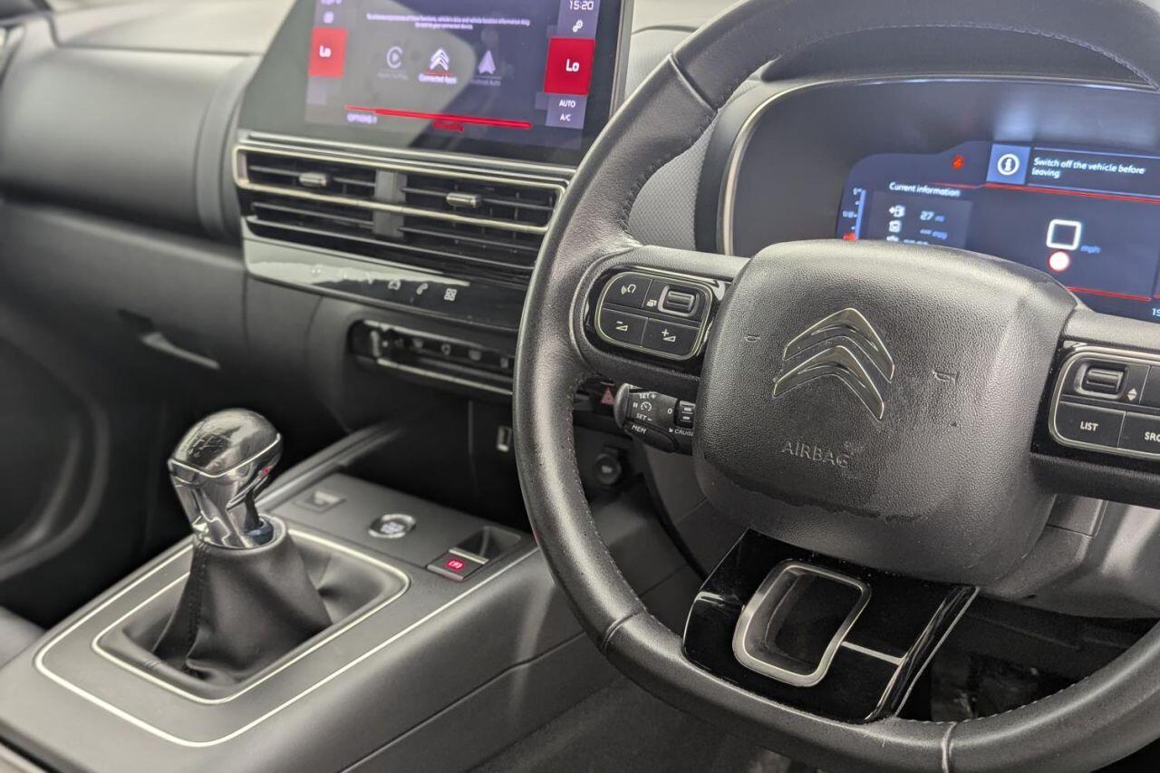 Citroen C5 Aircross view 35