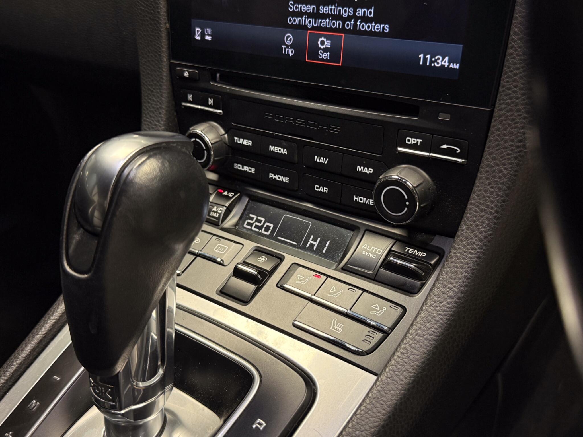 Porsche Cayman view 21