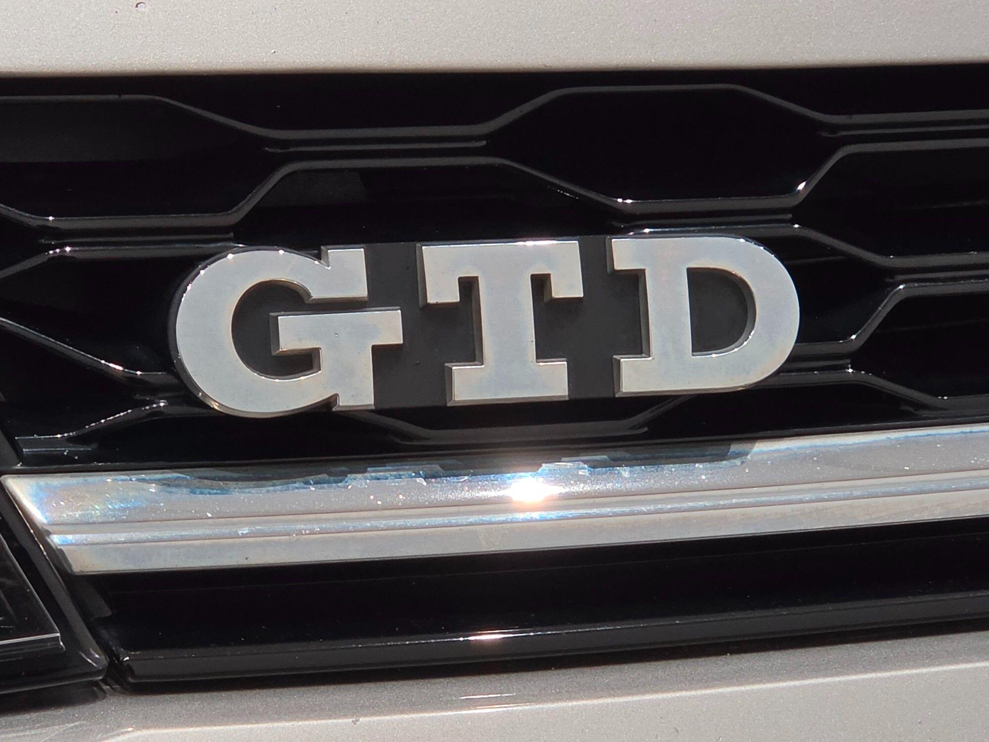 Volkswagen Golf view 67