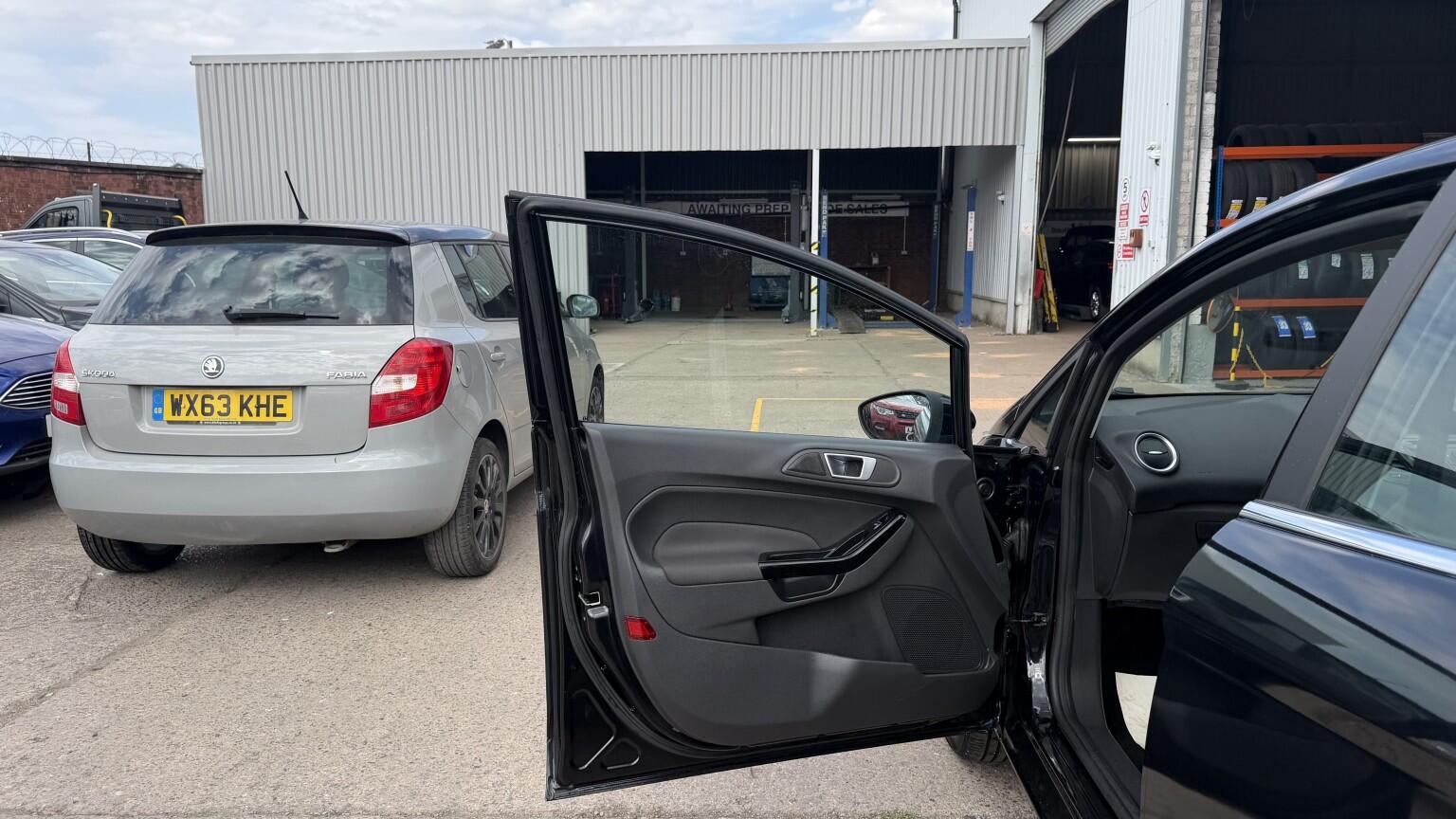 Ford Fiesta view 16