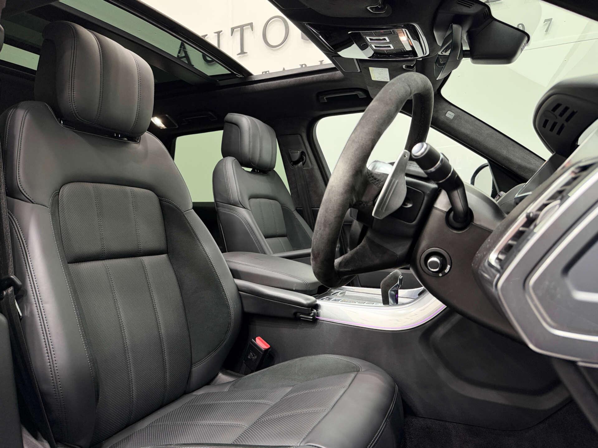 Land Rover Range Rover Sport view 2