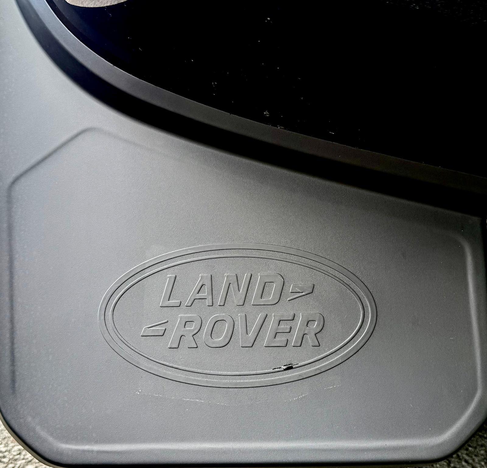 Land Rover Defender view 12