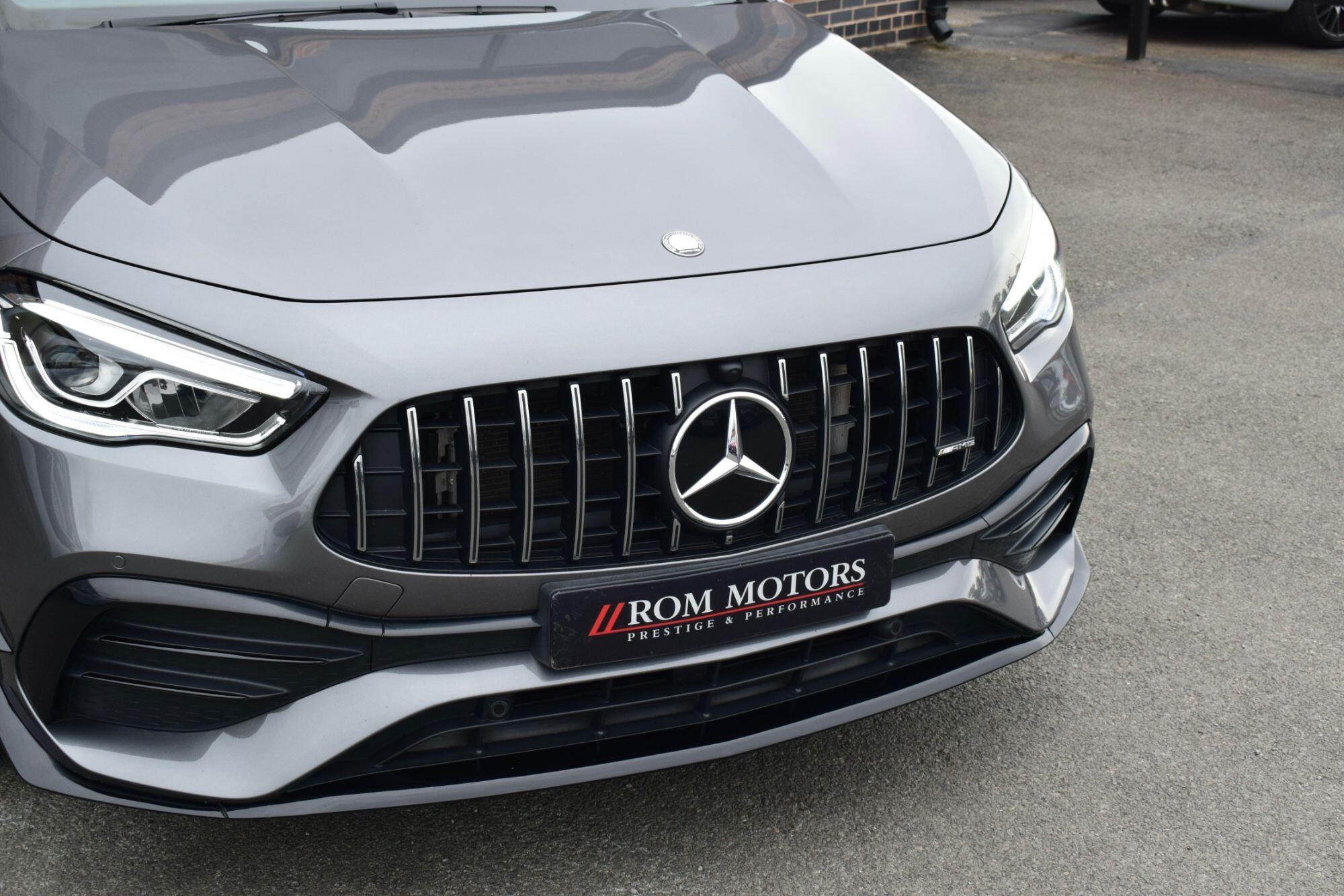 Mercedes-Benz GLA view 37