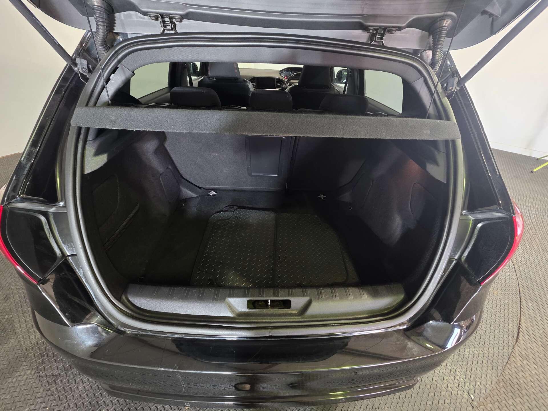 Peugeot 308 view 42