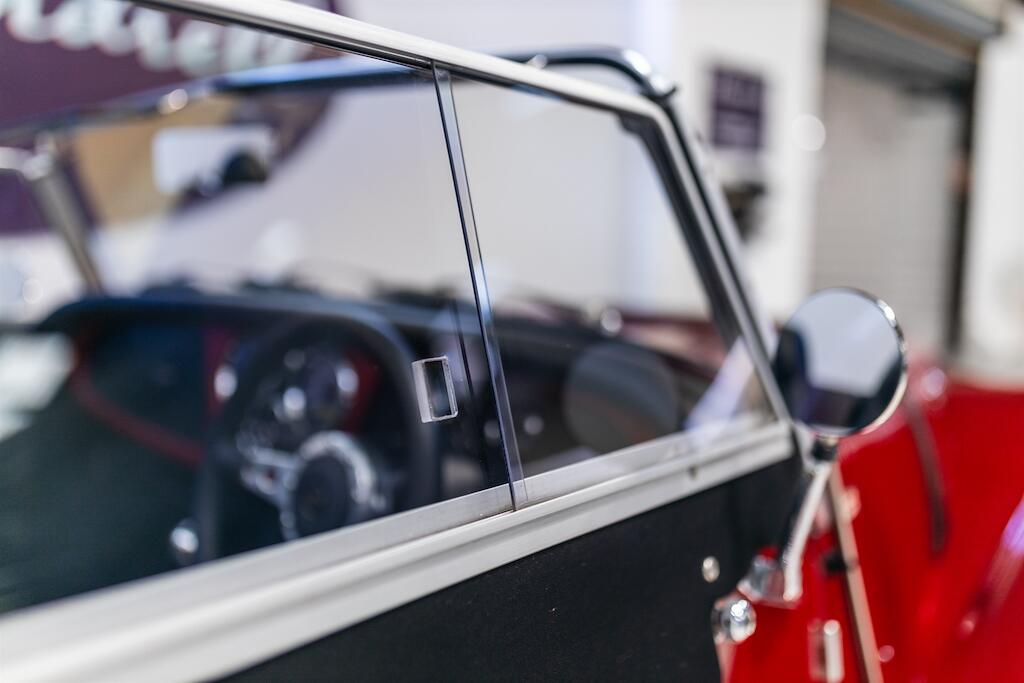 Morgan Plus Eight view 25