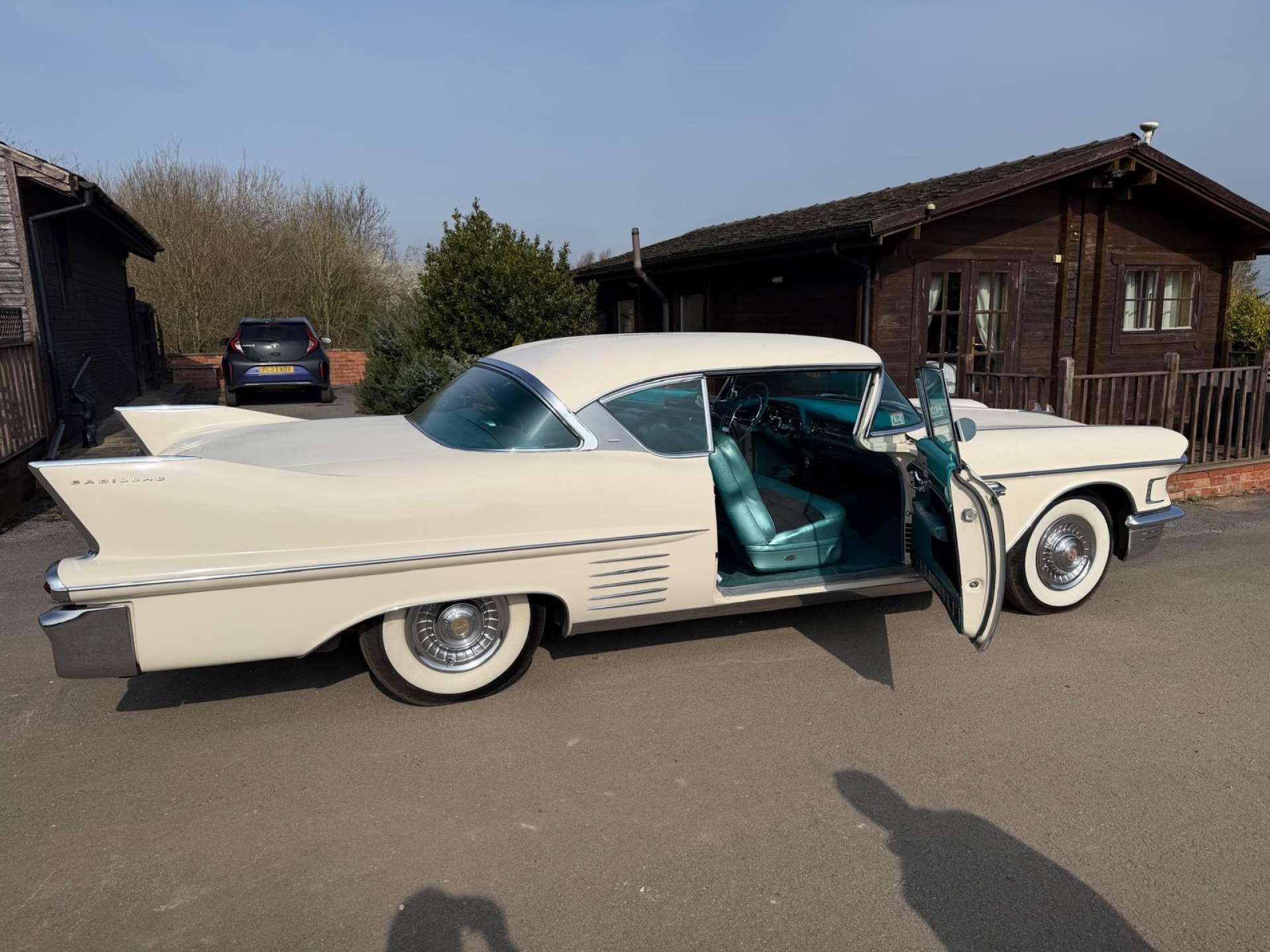 Cadillac 1958 Cadillac view 21