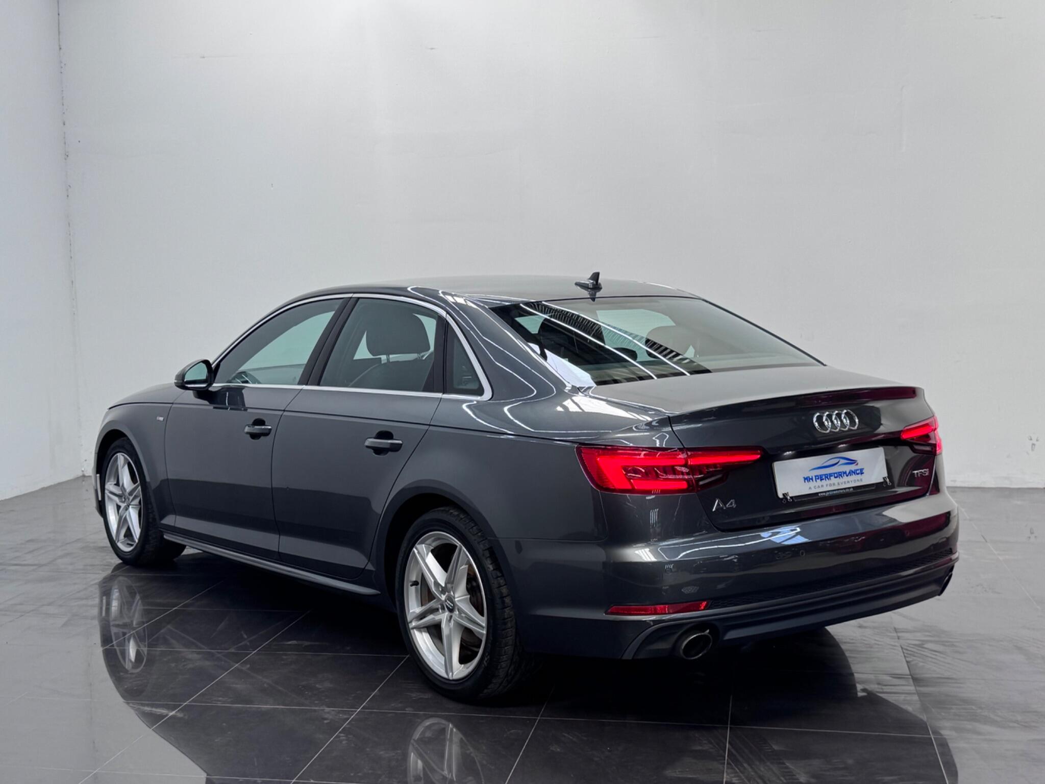 Audi A4 view 42