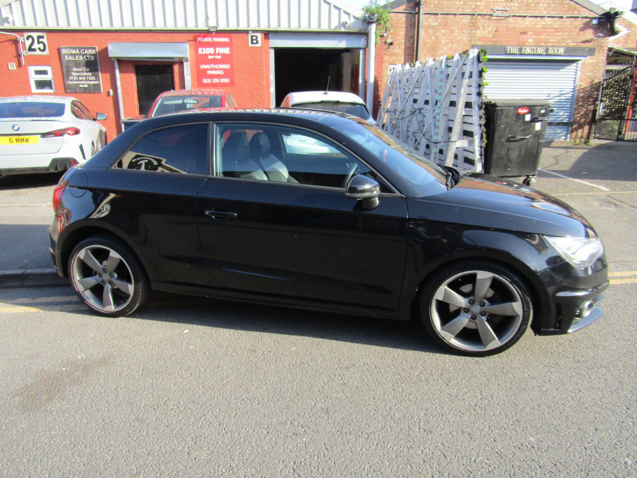 Audi A1 view 9