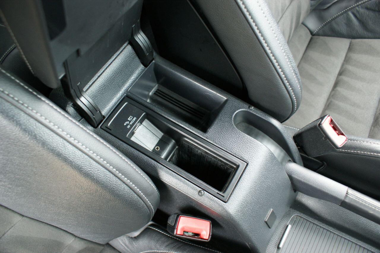 Volkswagen Scirocco view 50