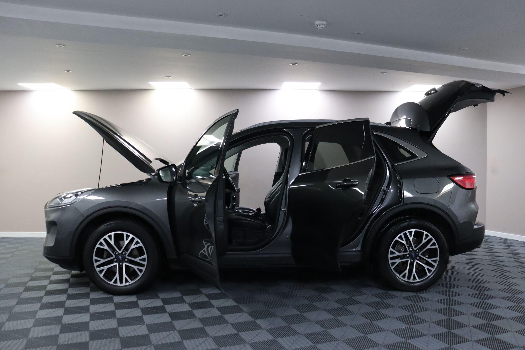 Ford Kuga view 6