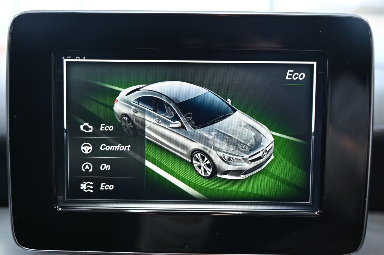 Mercedes-Benz Cla view 24