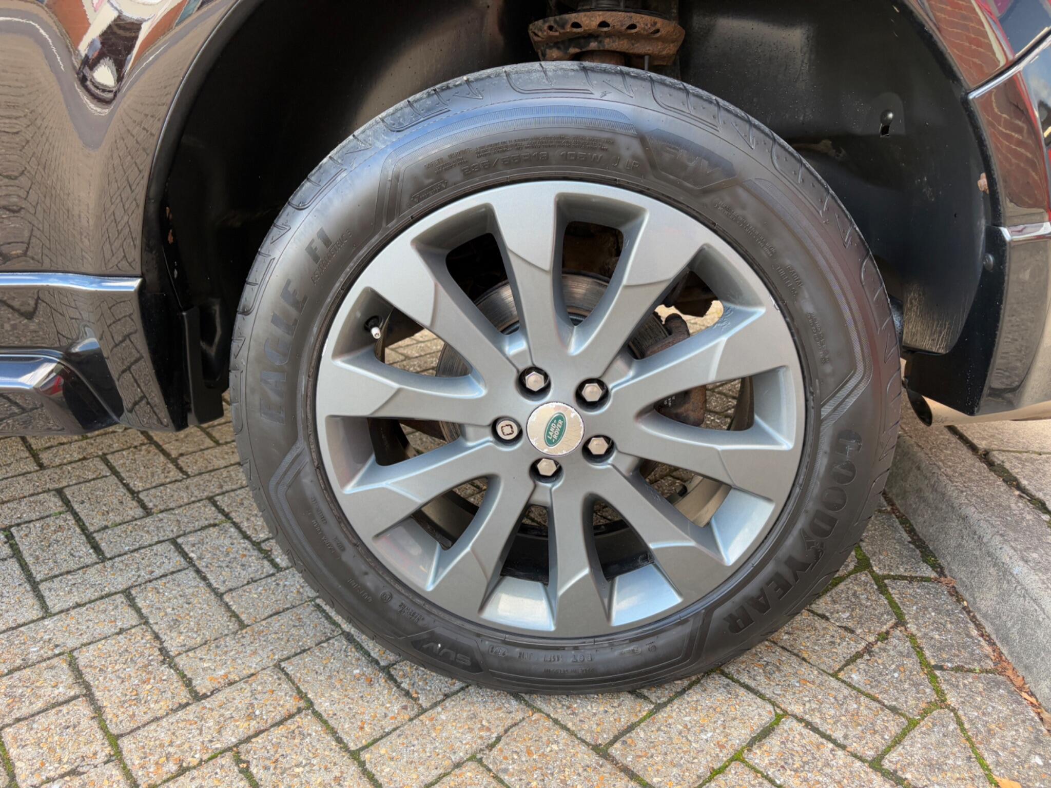 Land Rover Freelander view 12