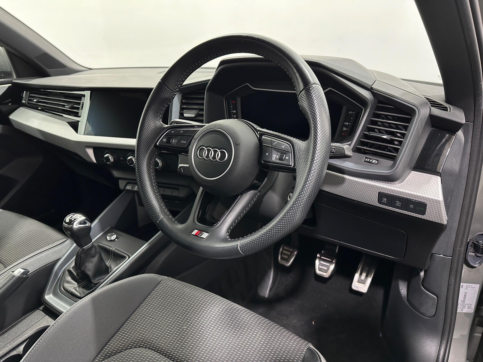 Audi A1 view 11