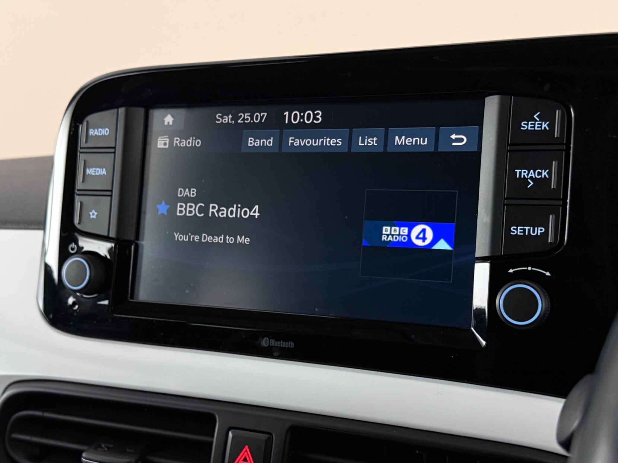 Hyundai i10 view 26