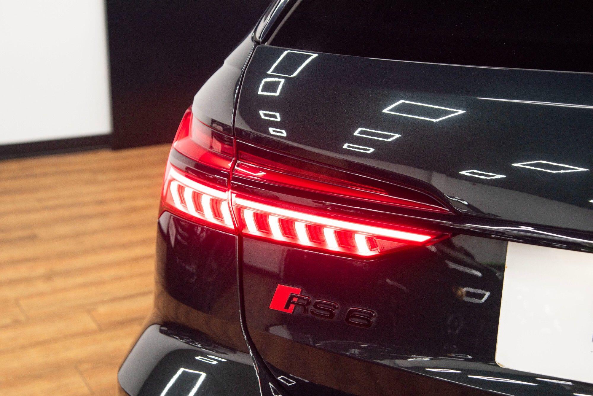 Audi RS6 view 23