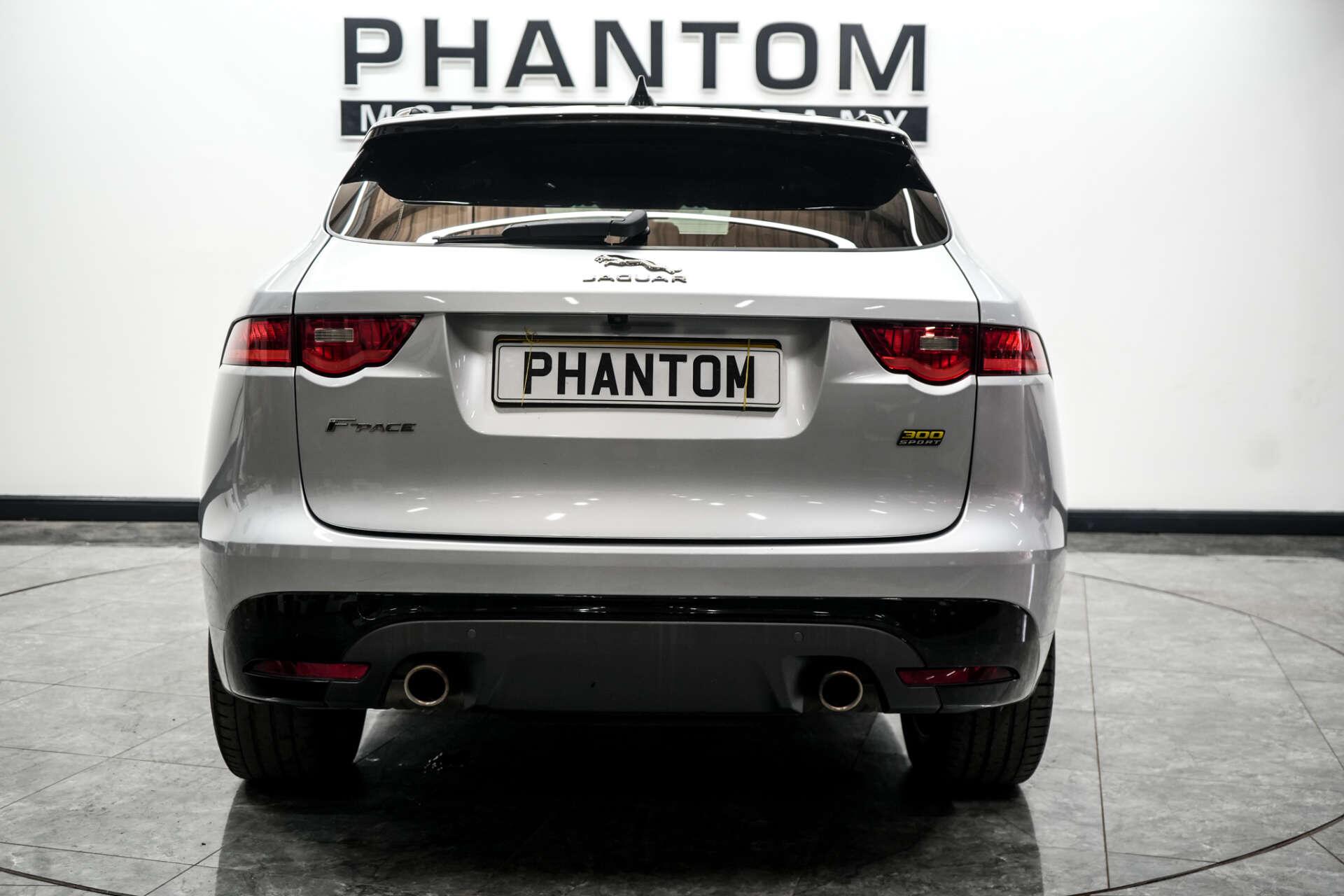Jaguar F-Pace view 4