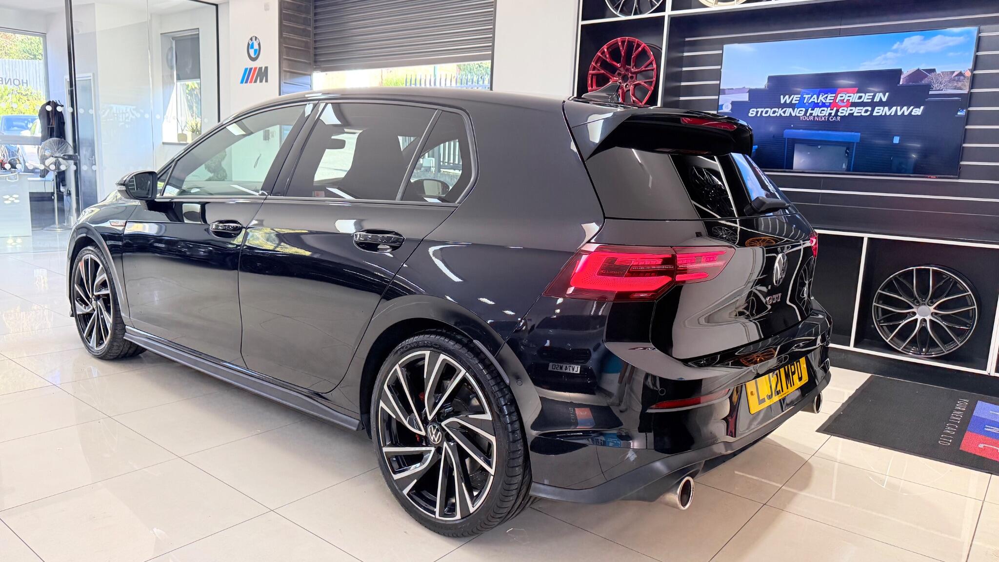 Volkswagen Golf view 51