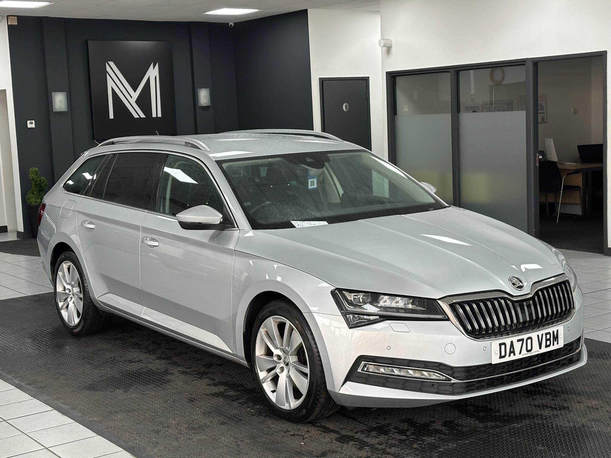 Skoda Superb view 4