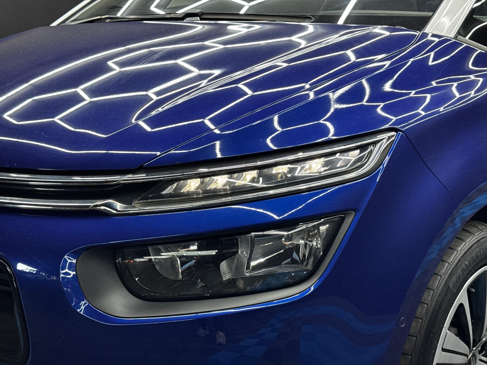 Citroen Grand C4 Spacetourer view 46