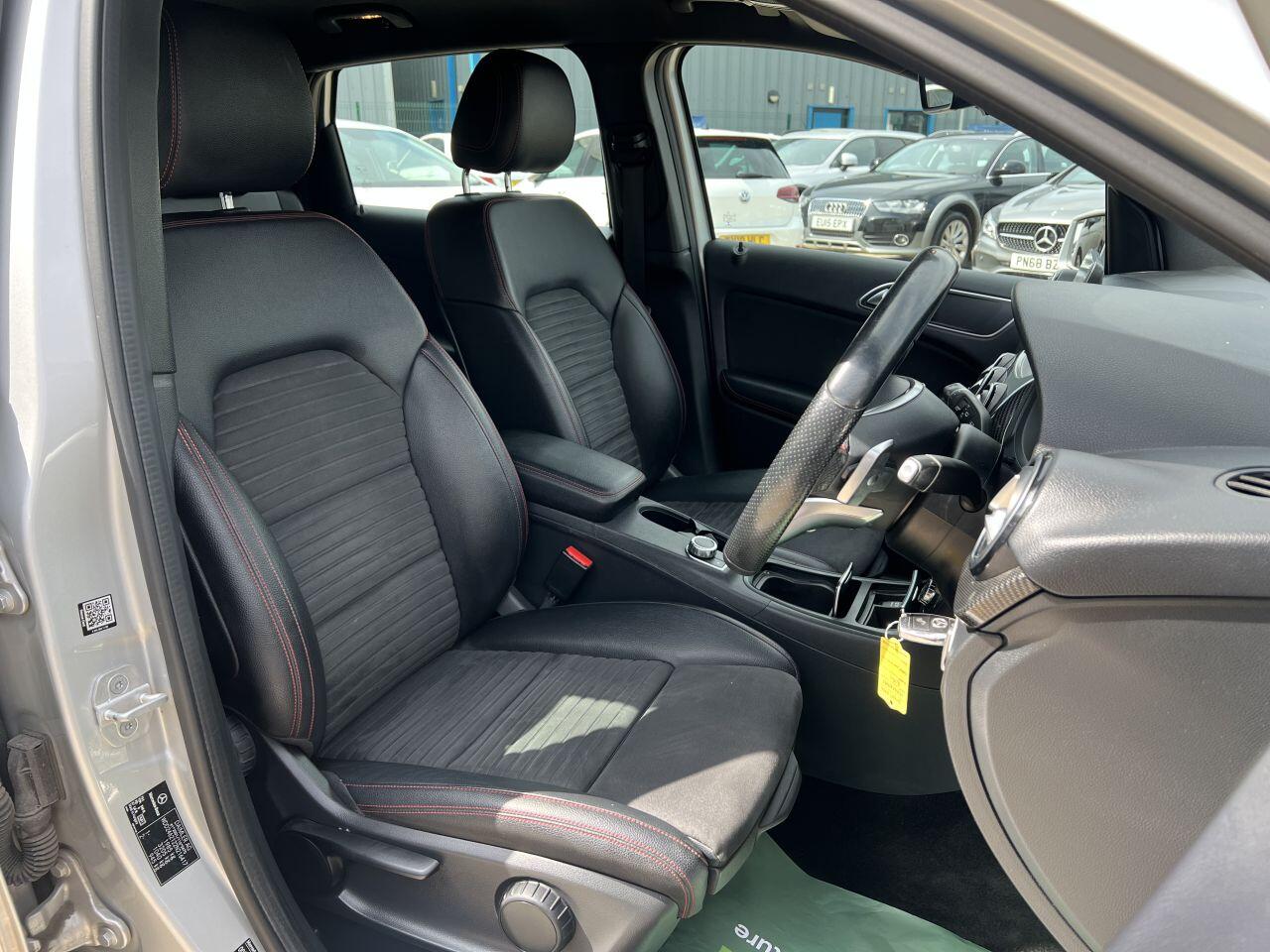 Mercedes-Benz B Class view 16