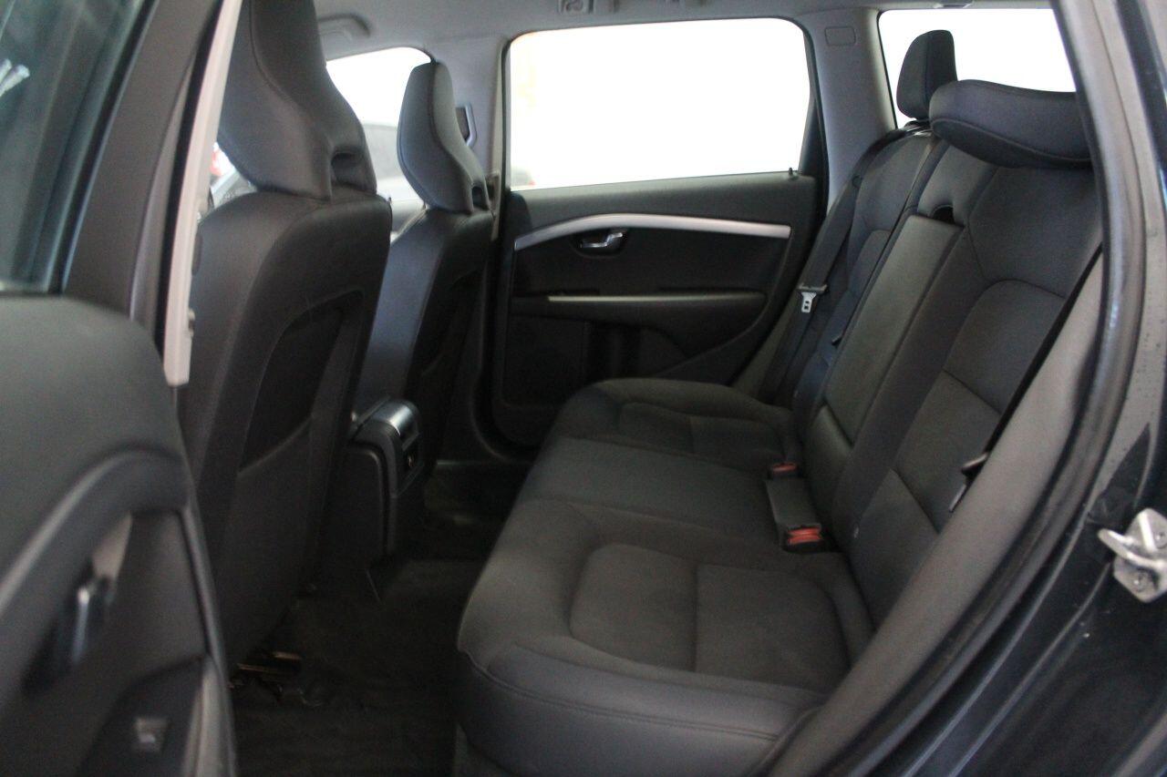 Volvo V70 view 52