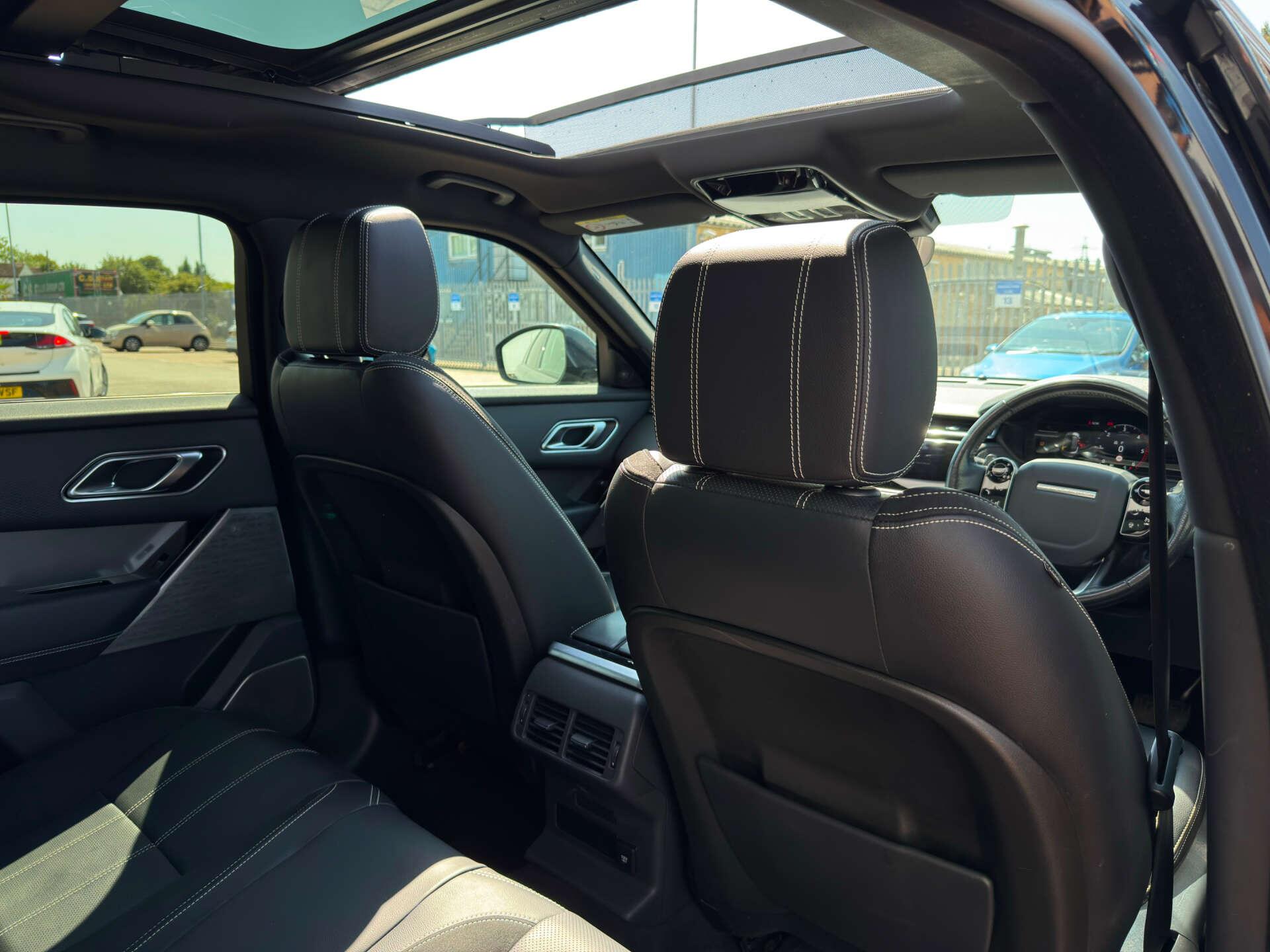Land Rover Range Rover Velar view 27