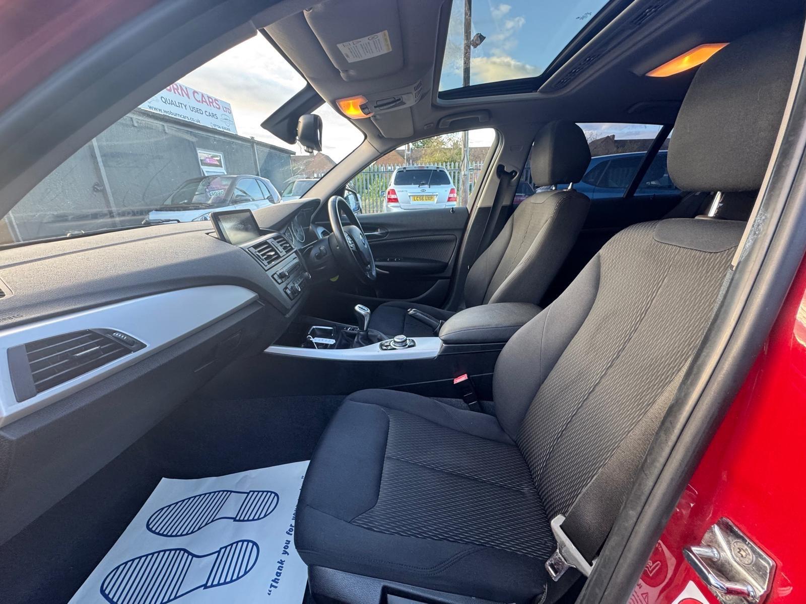 BMW 1 Series view 29