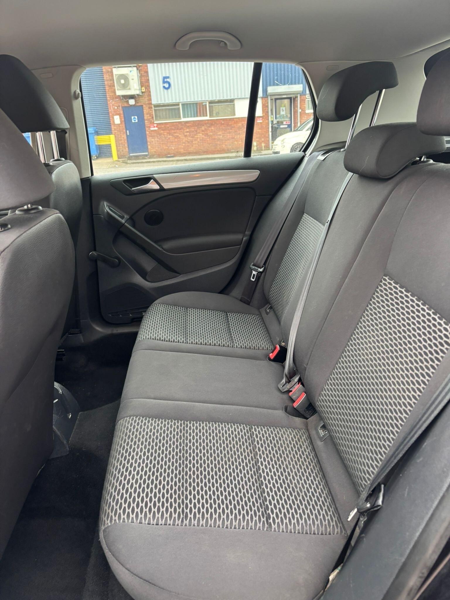Volkswagen Golf view 33