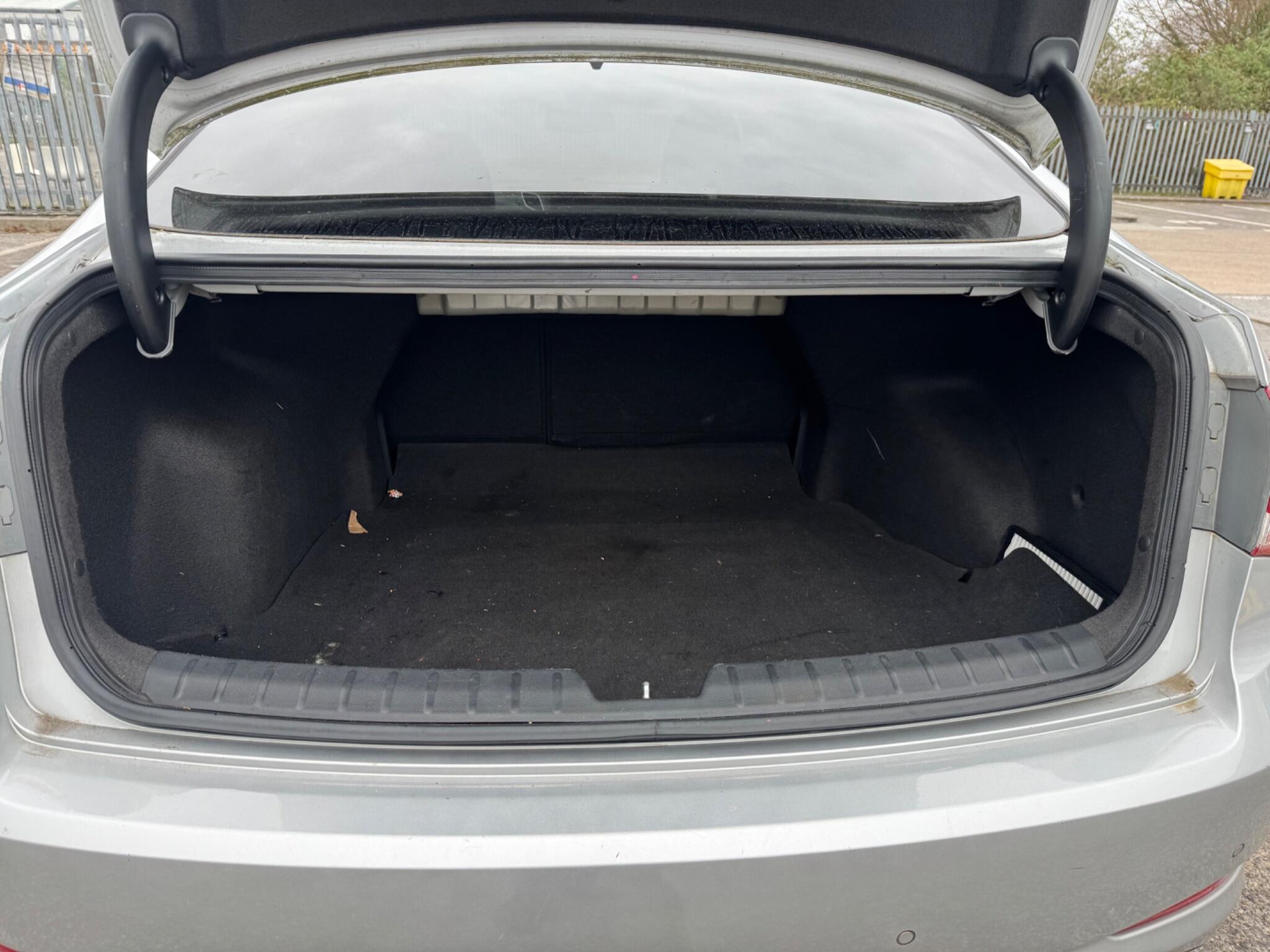 Hyundai i40 view 37