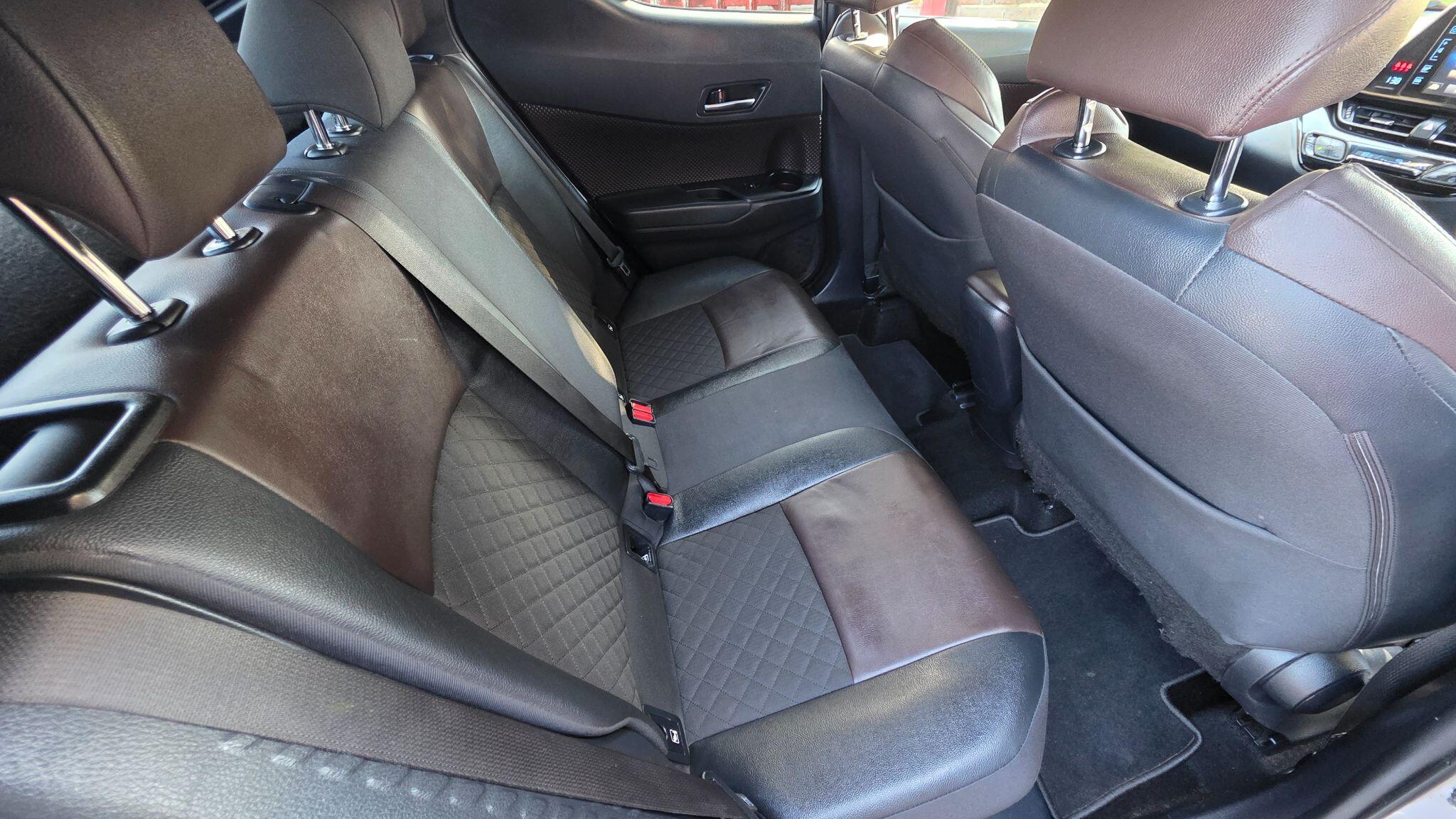 Toyota C-HR view 20