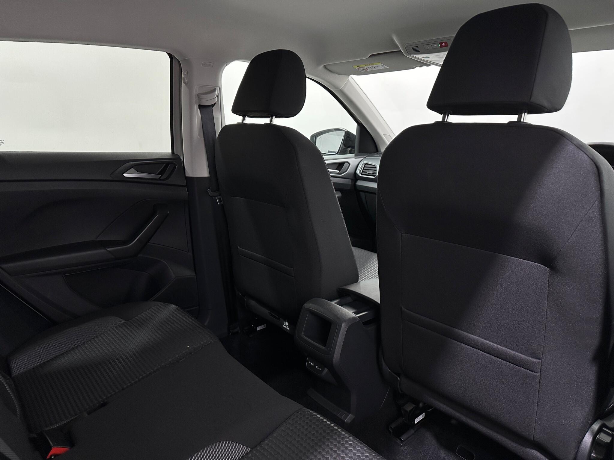 Volkswagen T-Cross view 41