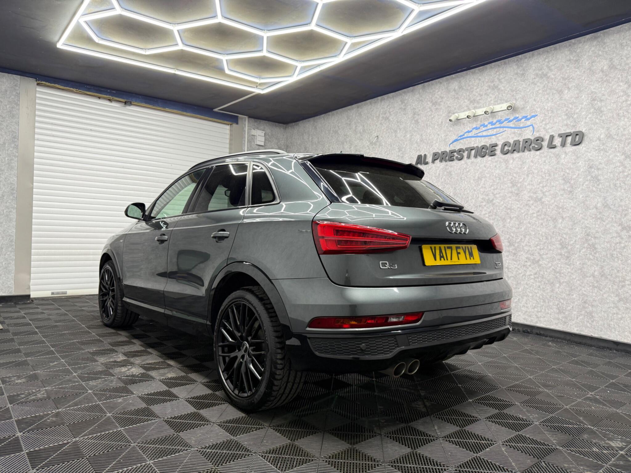 Audi Q3 view 6