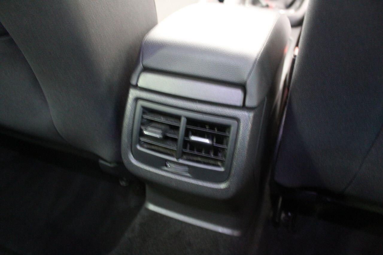 Seat Leon view 50