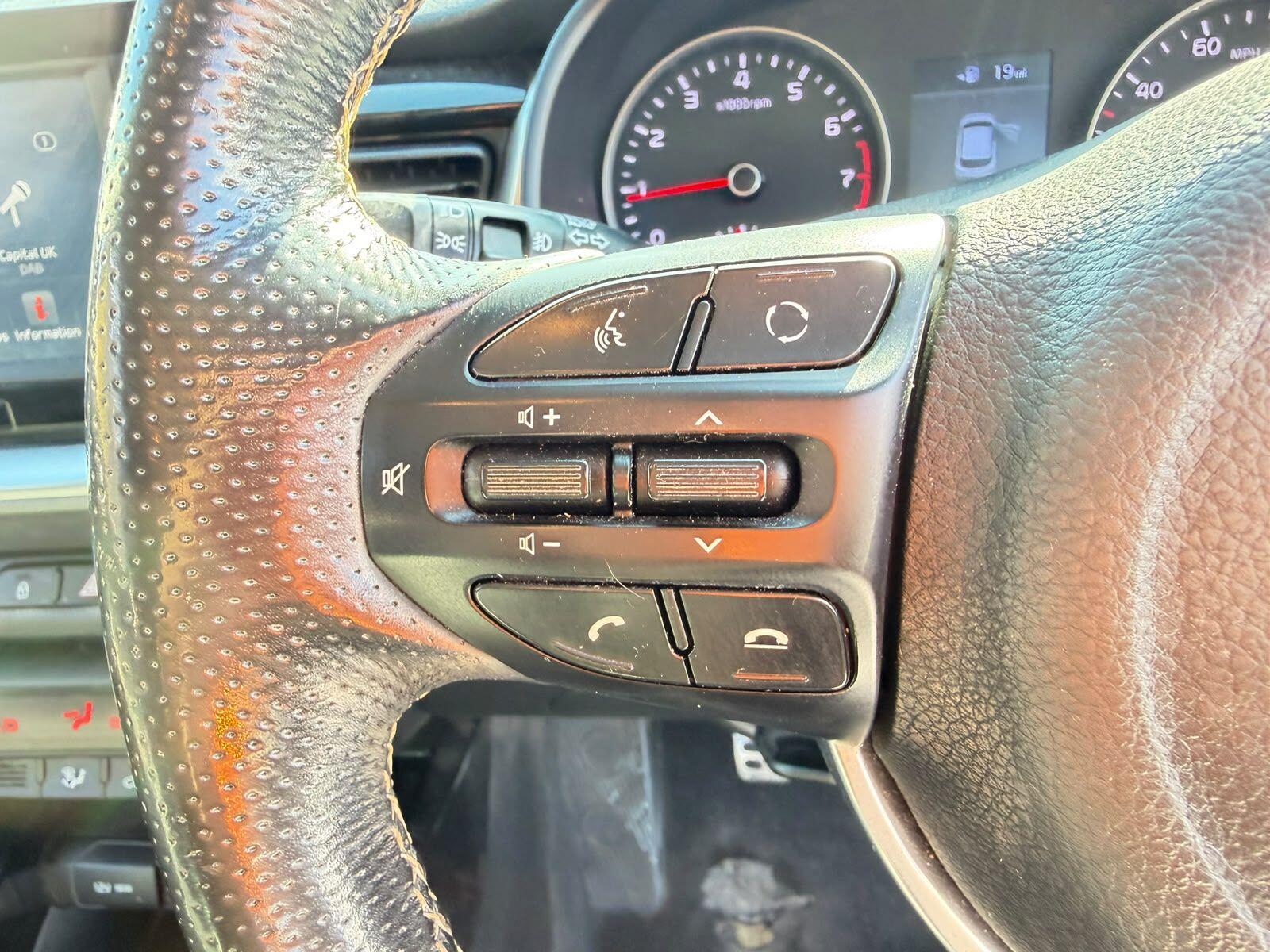 Kia Stonic view 25