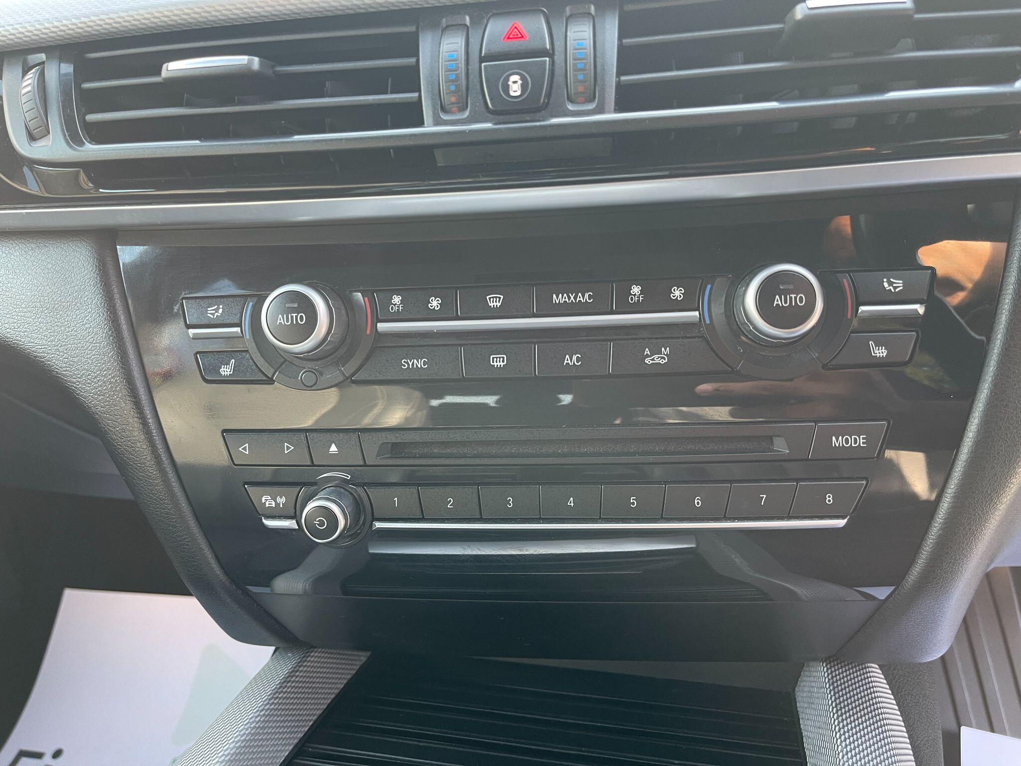 BMW X5 view 40