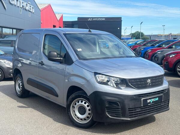 Grey 2023 Peugeot Partner Van Front-wheel drive Manual