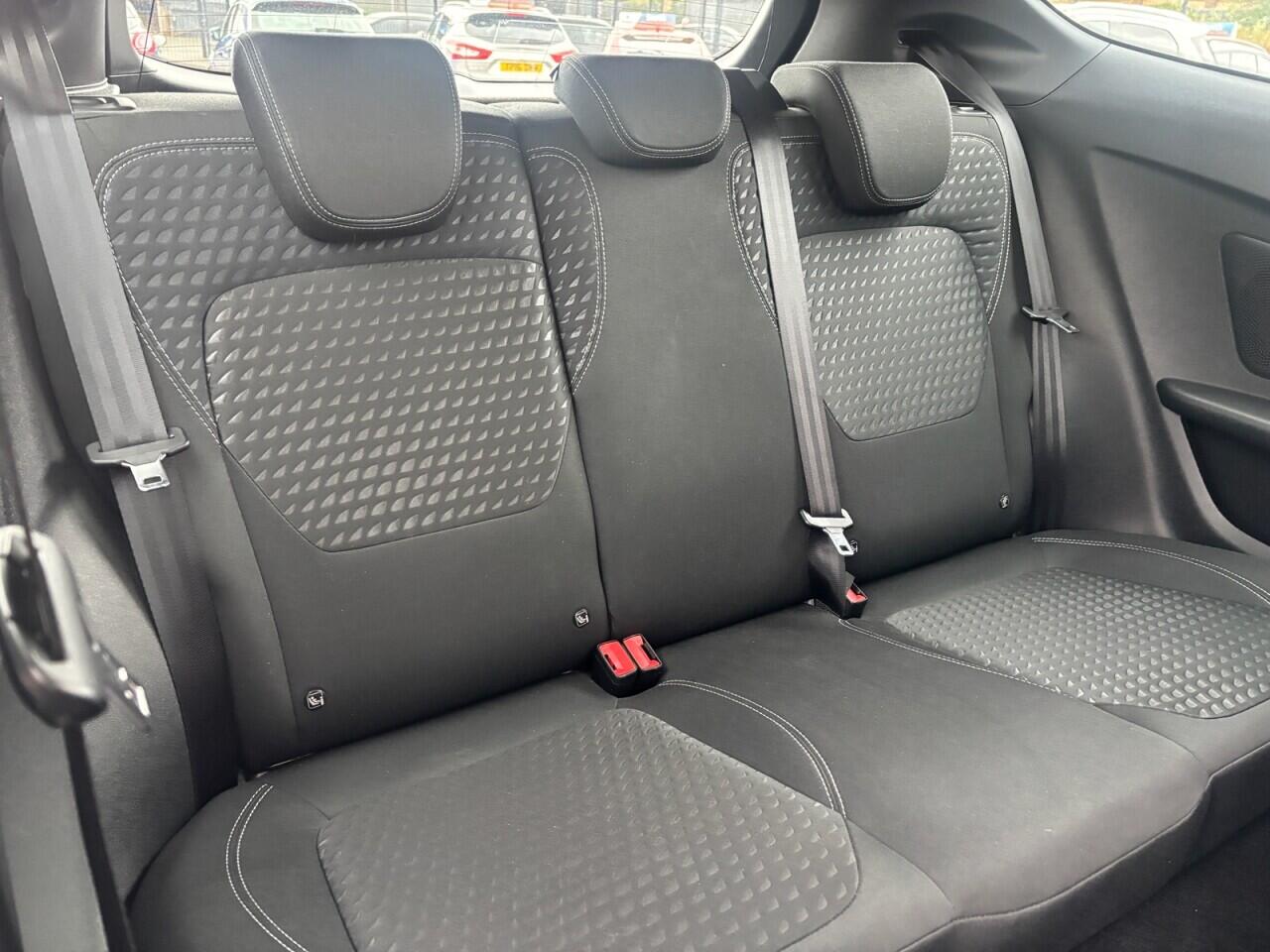 Ford Fiesta view 12