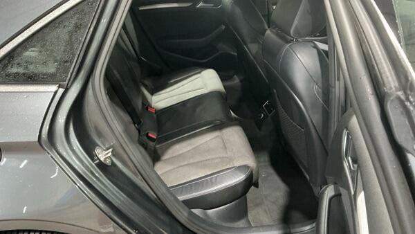 Audi A3 view 4