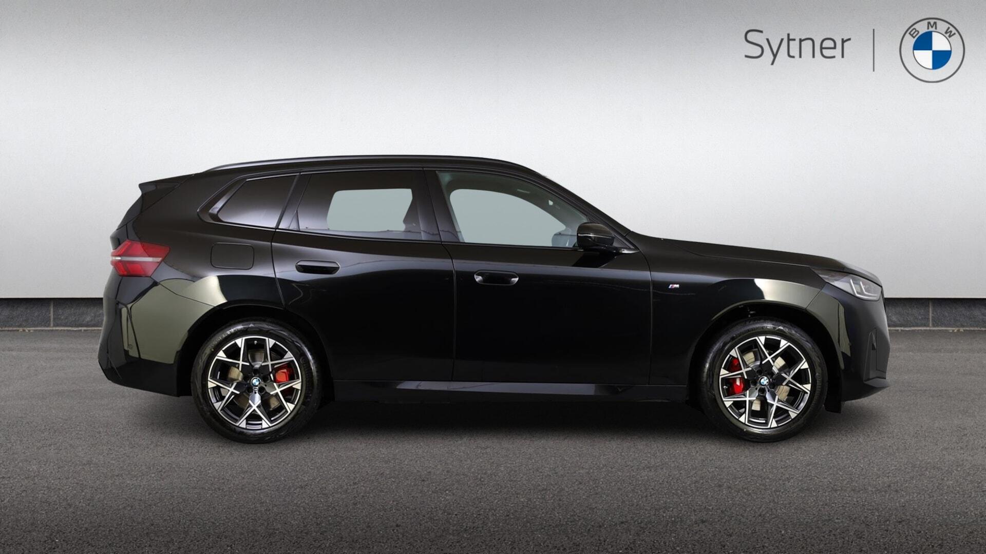 BMW X3 view 3