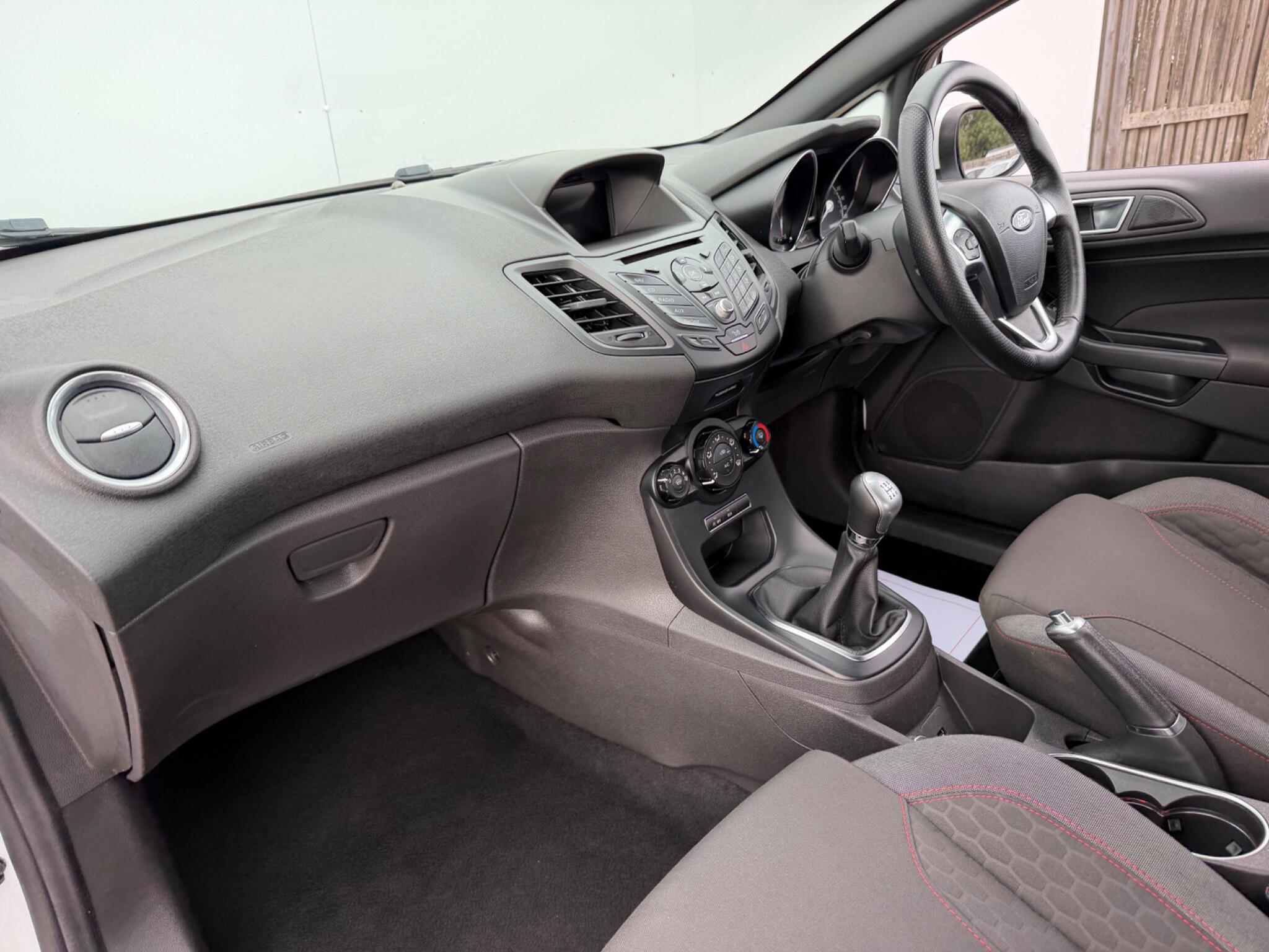 Ford Fiesta view 21