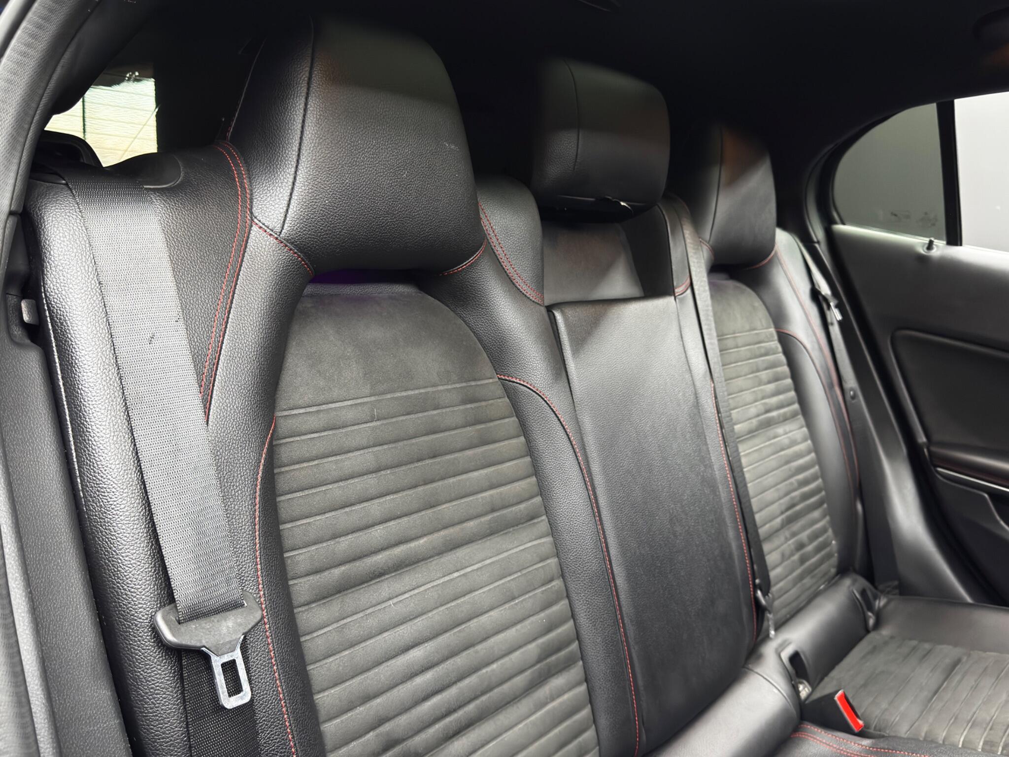 Mercedes-Benz GLA view 15