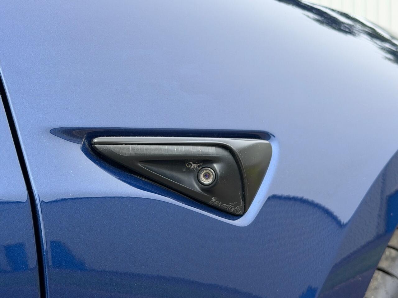 Tesla Model 3 view 23