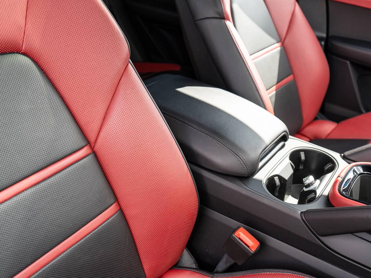 Porsche Cayenne view 47