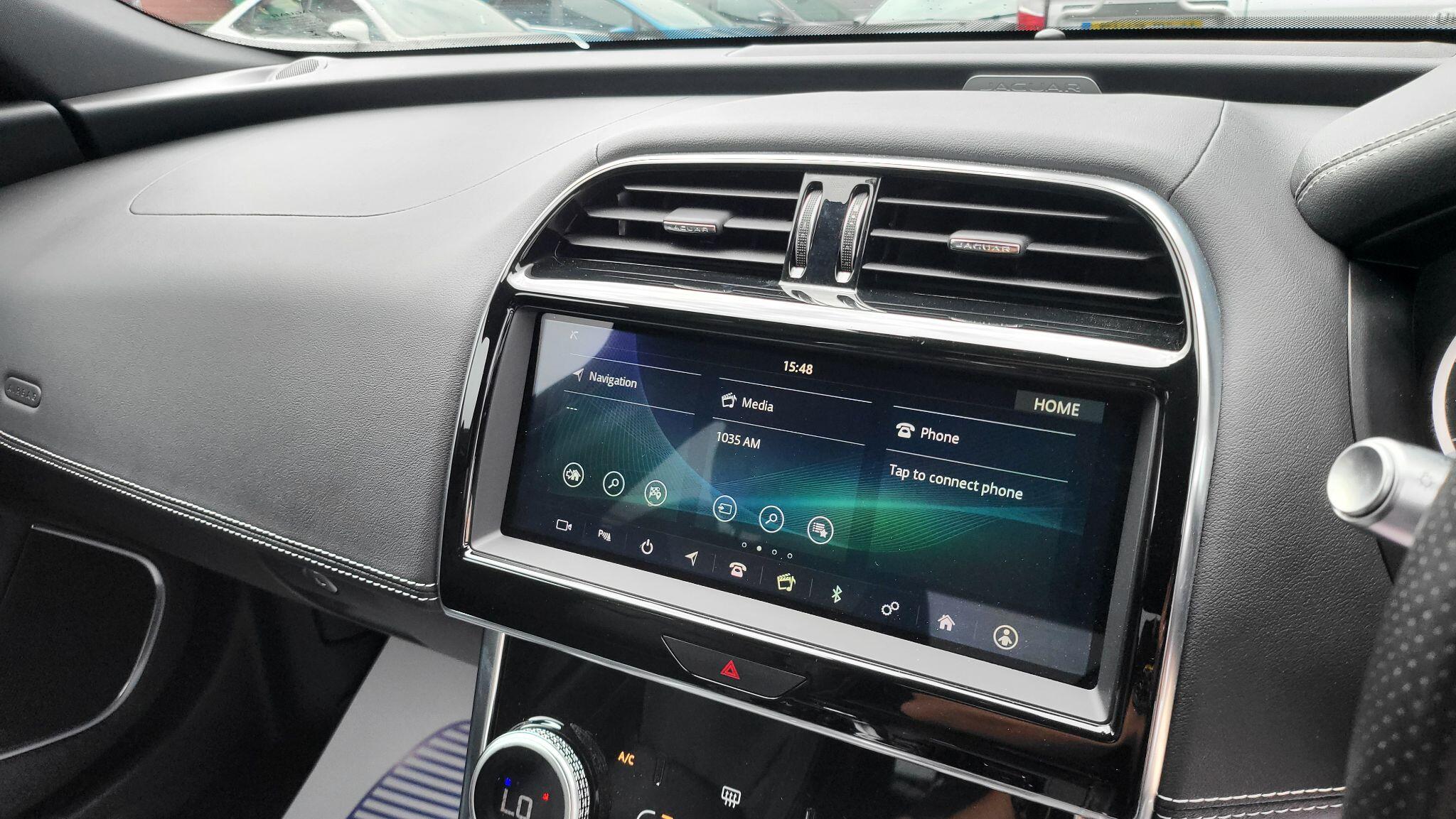 Jaguar Xe view 24