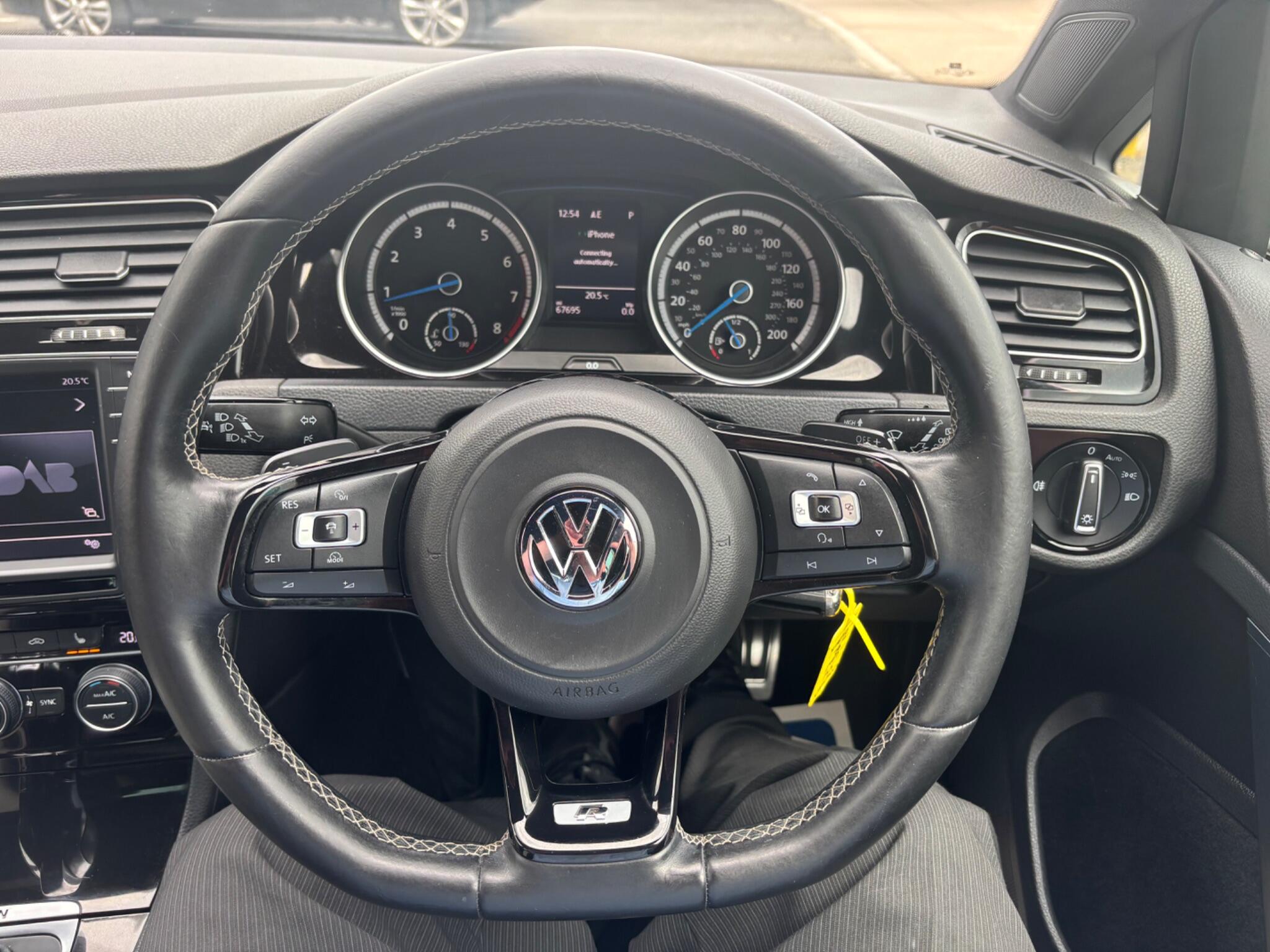 Volkswagen Golf view 35