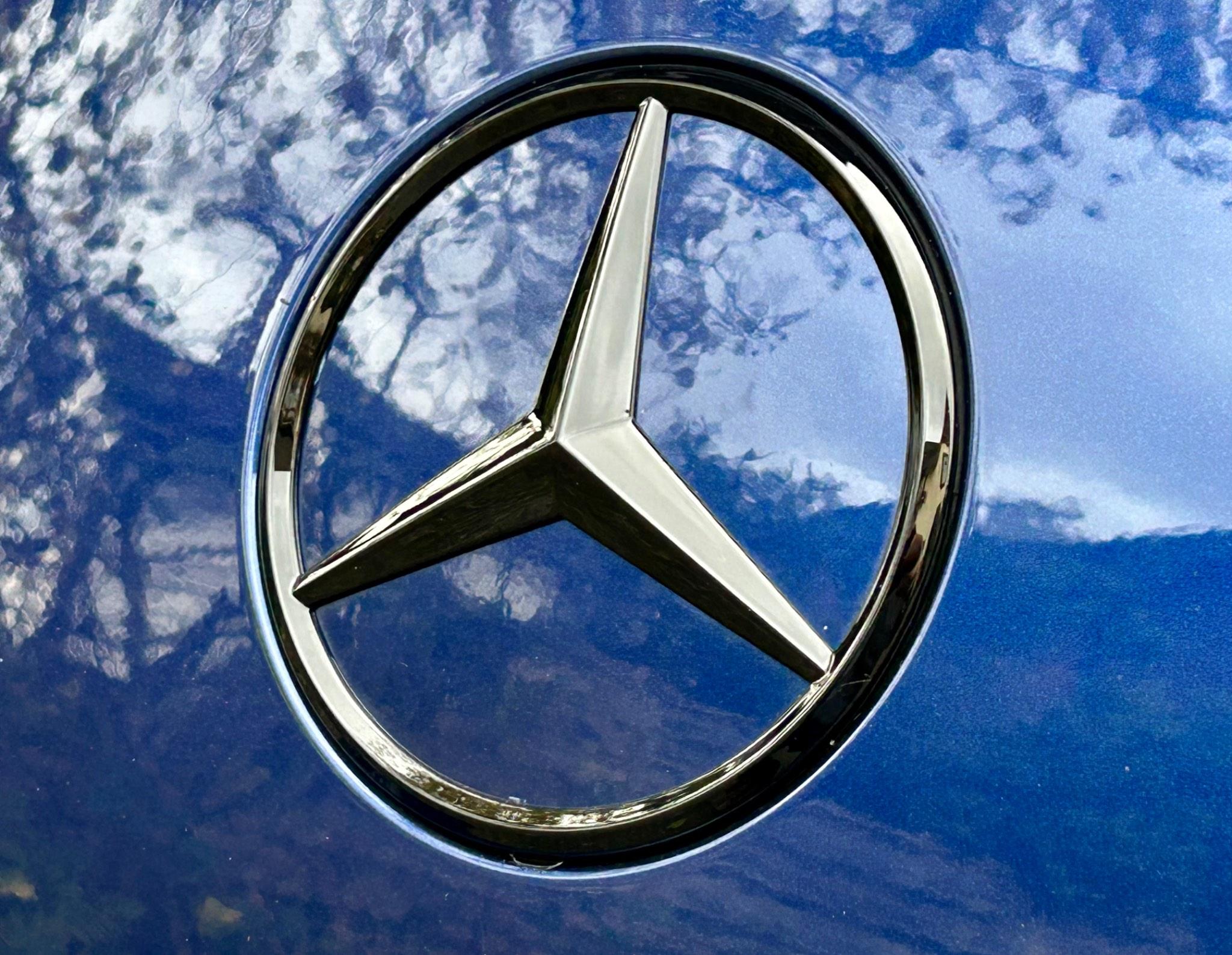 Mercedes-Benz C-Class view 22