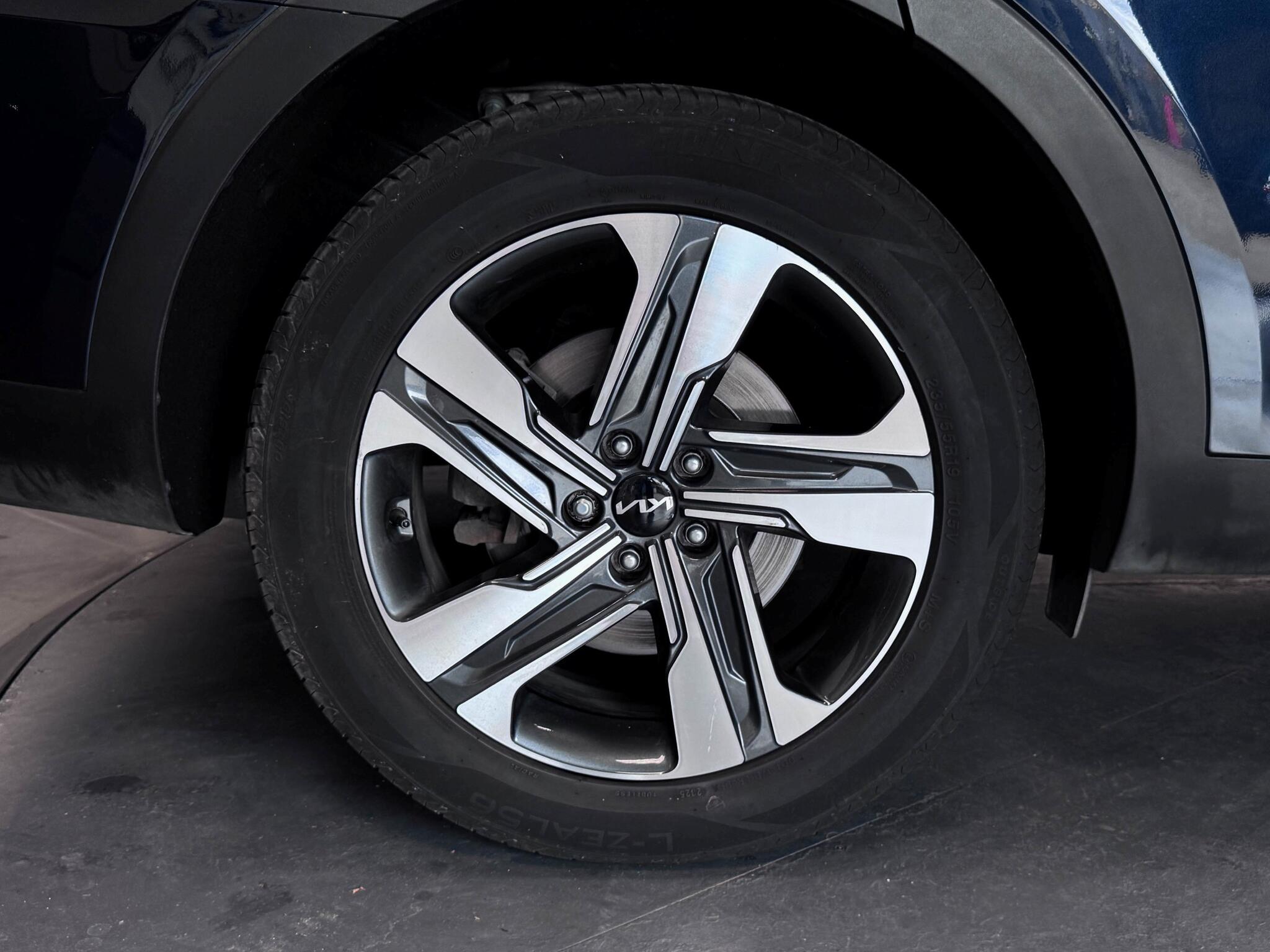 Kia Sorento view 73