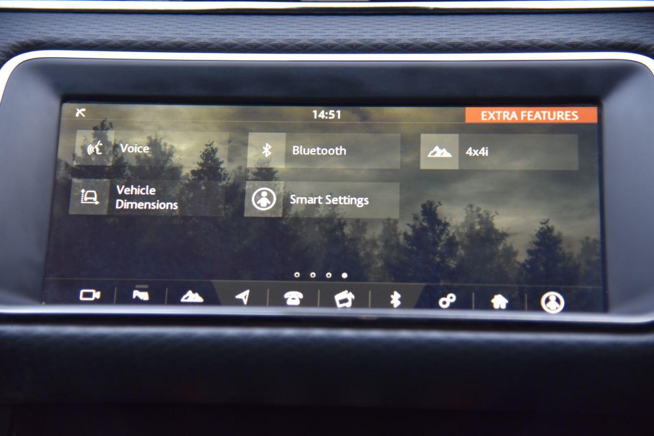 Land Rover Range Rover Evoque view 39