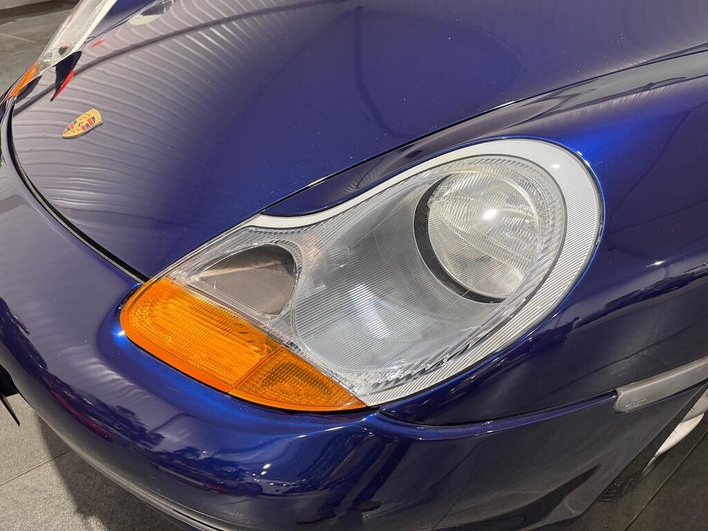 Porsche Boxster view 33