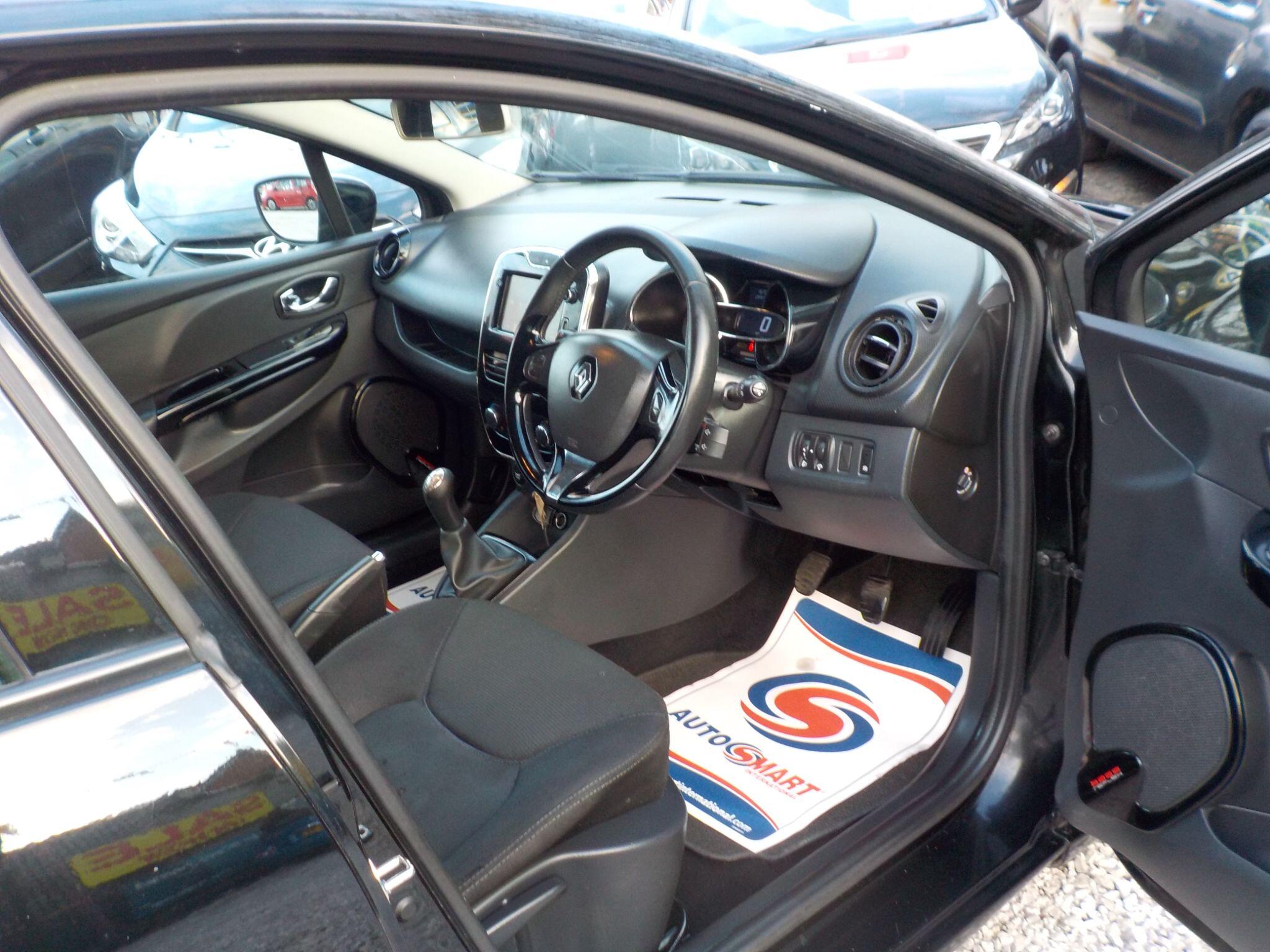 Renault Clio 1.5 dCi Dynamique MediaNav Euro 5 (s/s) 5dr